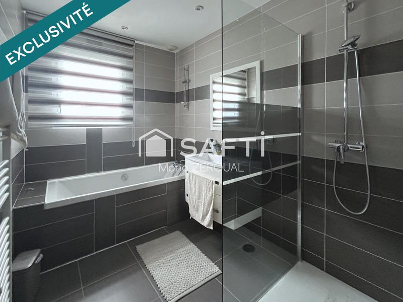 Maison - 137 m² - 5 pièces