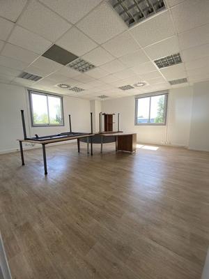 Bureau - 228 m²