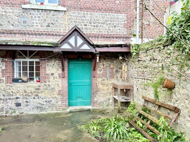 Maison - 86 m² - 4 pièces