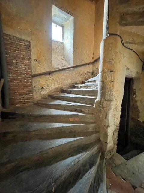 Maison ancienne - 317 m² - 11 pièces