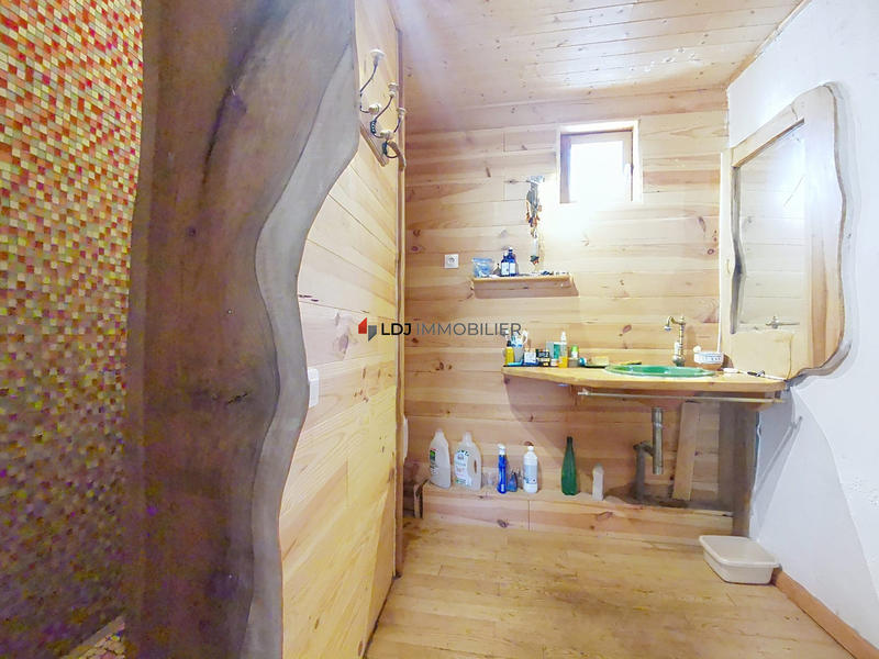 Maison - 350 m² - 12 pièces