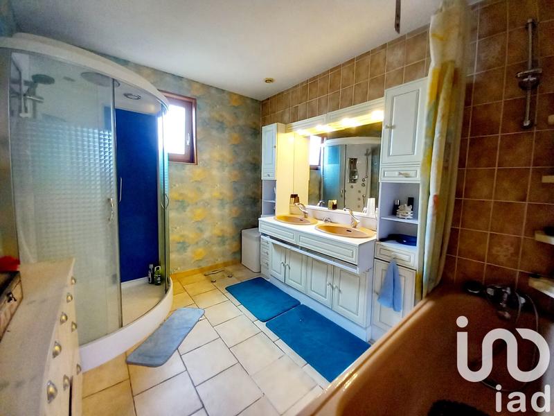 Maison - 142 m² - 6 pièces