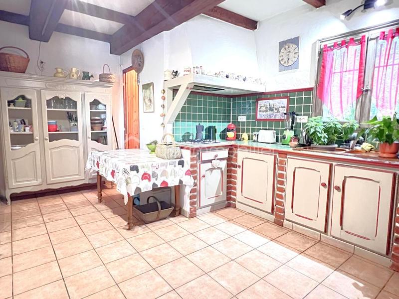 Maison traditionnelle - 151 m² - 5 pièces