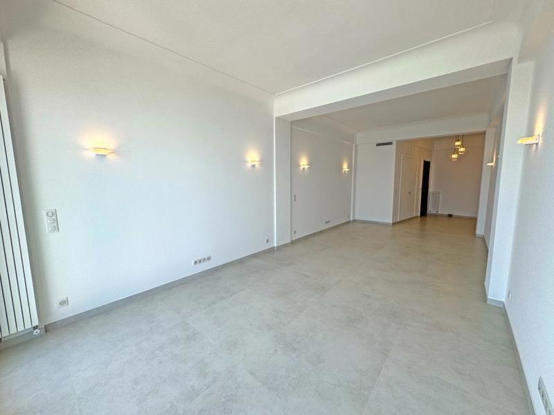 Appartement - 81 m² - 3 pièces
