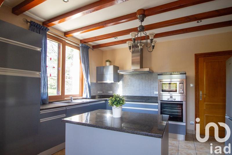 Maison - 180 m² - 7 pièces