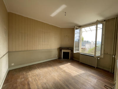 Maison - 92 m² - 5 pièces