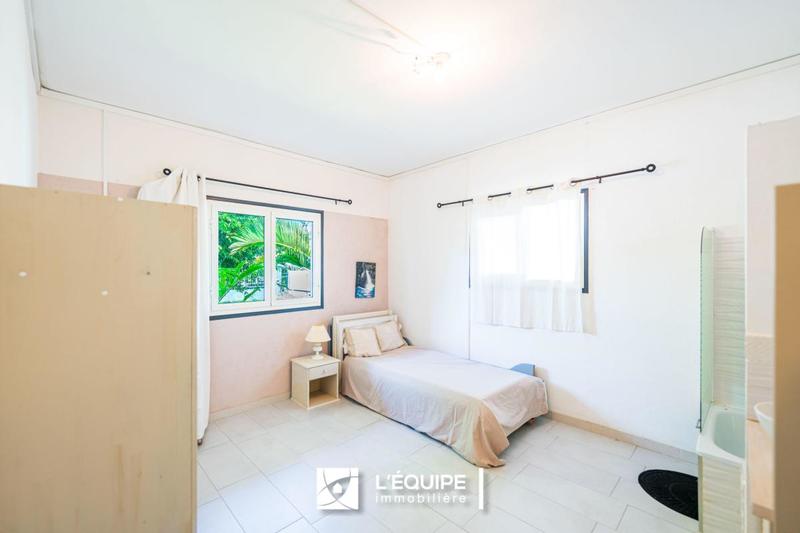 Maison - 185 m² - 7 pièces