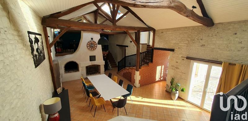 Maison - 298 m² - 10 pièces