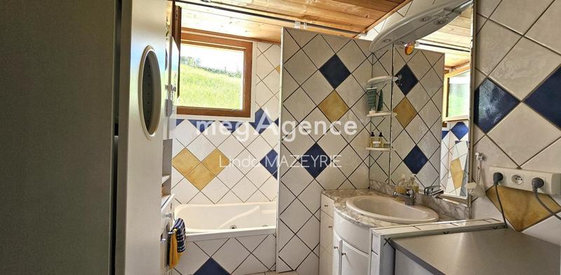 Appartement - 94 m² - 5 pièces