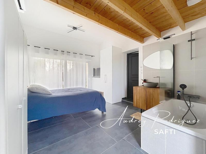 Maison - 164 m² - 6 pièces