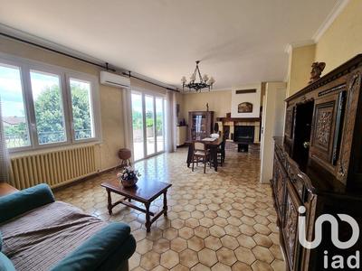 Maison - 221 m² - 10 pièces