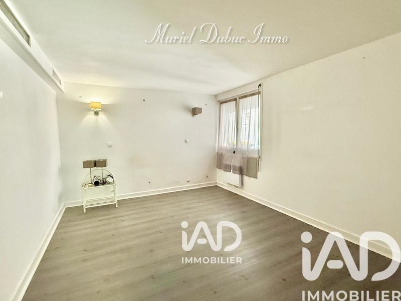 Maison - 200 m² - 6 pièces