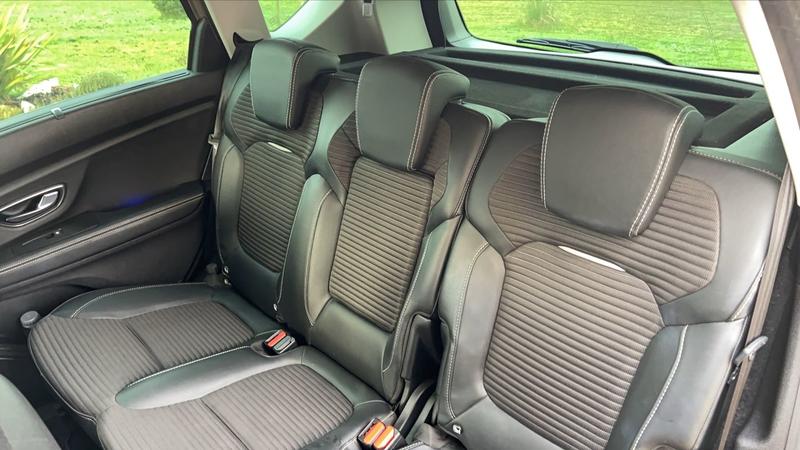 Renault Scénic 1.2 TCe 130 Intens