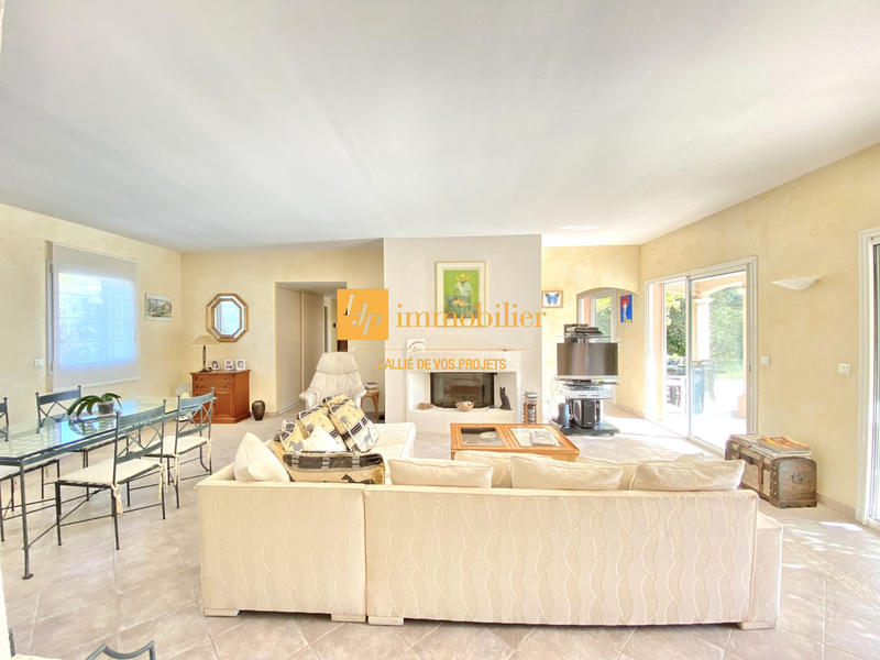 Maison - 154 m² - 6 pièces