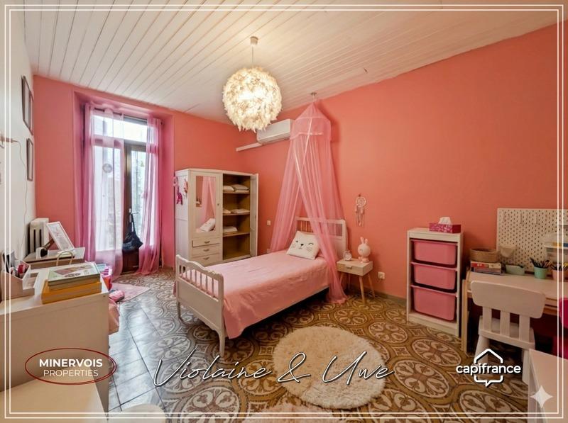 Maison de village - 285 m² - 9 pièces