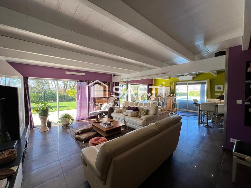 Maison - 178 m² - 10 pièces