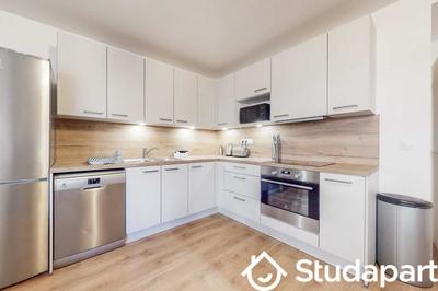 Chambre - 9 m² - 1 pièce