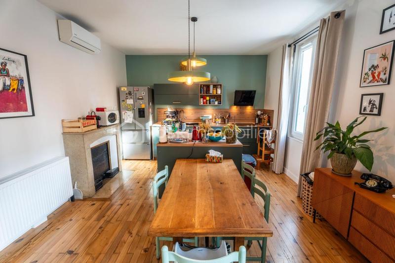 Maison - 160 m² - 6 pièces