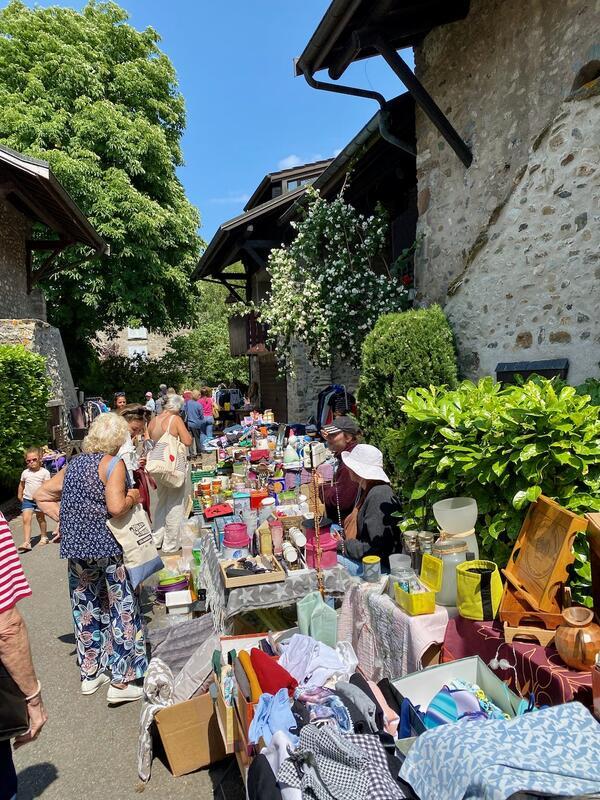 Brocante &amp; vide grenier de nernier