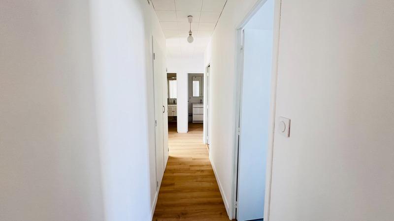 Appartement - 97 m² - 6 pièces