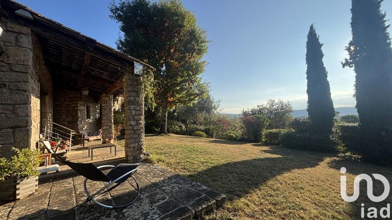 Maison - 193 m² - 7 pièces