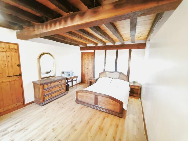 Corps de ferme - 388 m² - 9 pièces