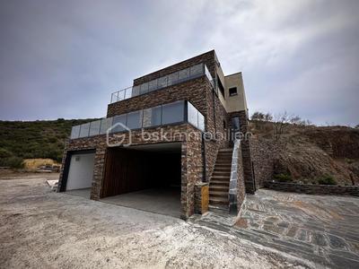 Villa - 228 m² - 4 pièces