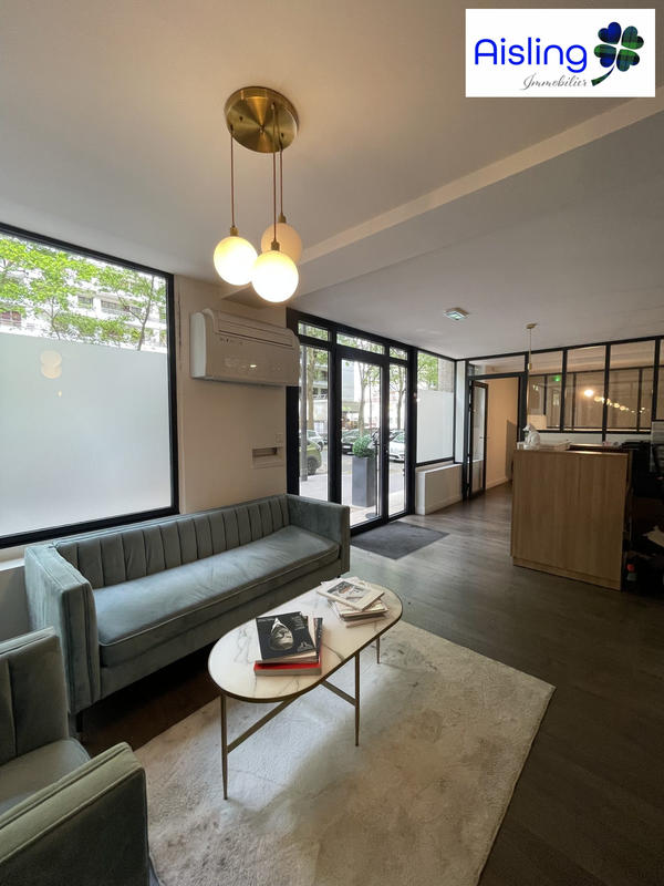 Local commercial - 106 m²