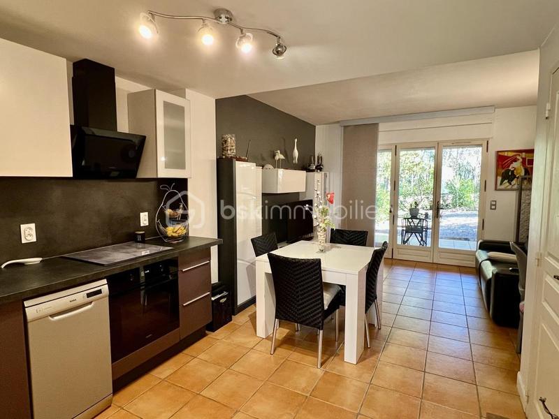 Maison jumelée - 57 m² - 3 pièces