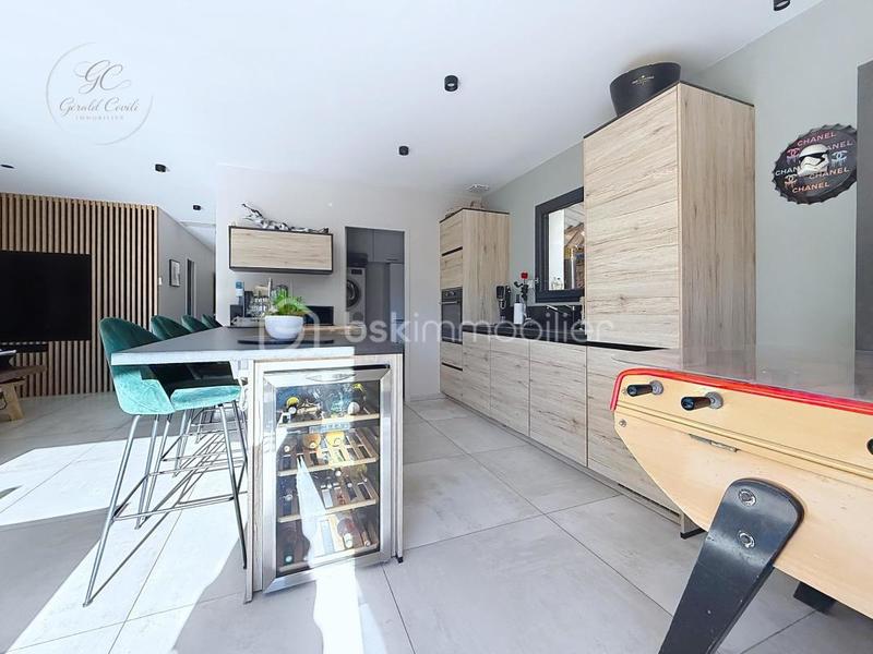 Maison - 101 m² - 4 pièces