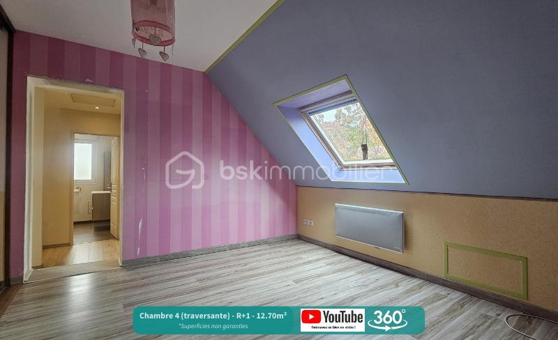 Maison traditionnelle - 170 m² - 8 pièces