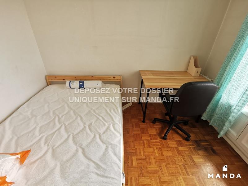 Chambre - 9 m² - 4 pièces