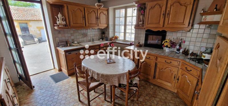 Maison - 165 m² - 7 pièces