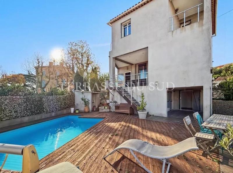 Maison - 132 m² - 5 pièces