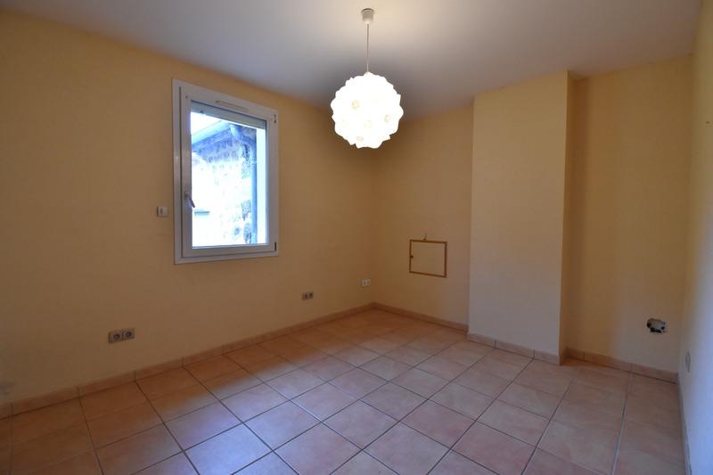 Maison en pierre - 251 m² - 10 pièces