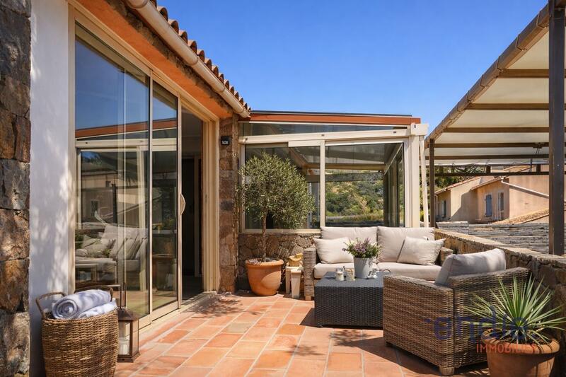 Maison - 128 m² - 4 pièces