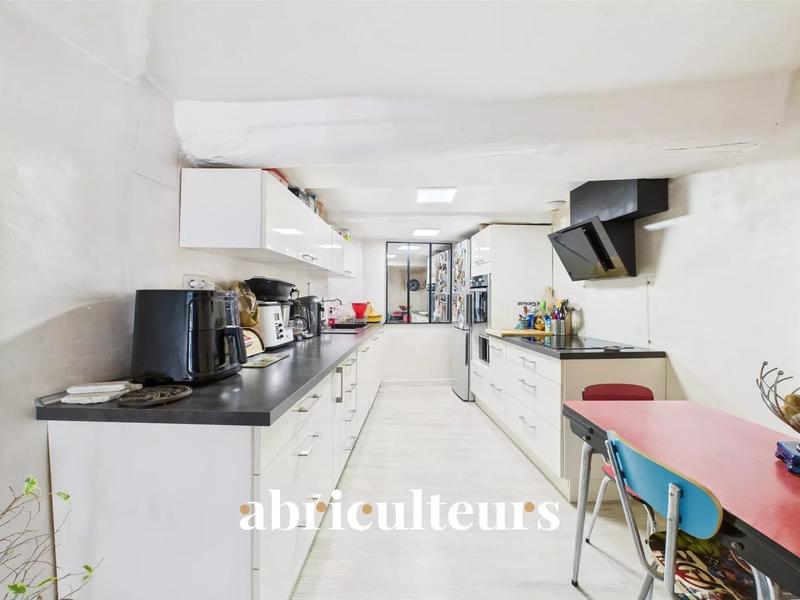 Maison de village - 94 m² - 5 pièces