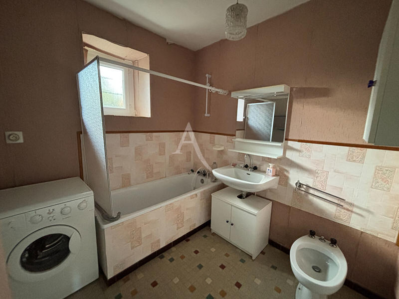 Maison - 60 m² - 3 pièces