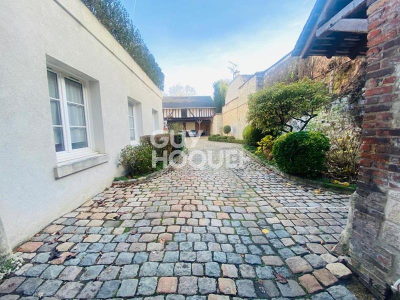 Immeuble - 740 m² - 15 pièces