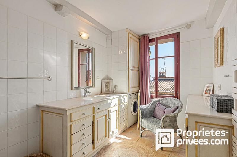 Appartement - 81 m² - 3 pièces
