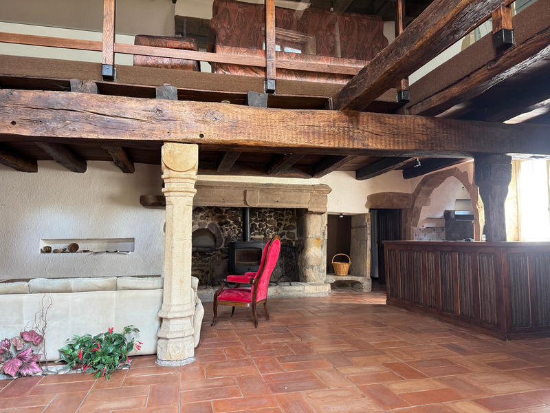 Maison de village - 310 m² - 14 pièces
