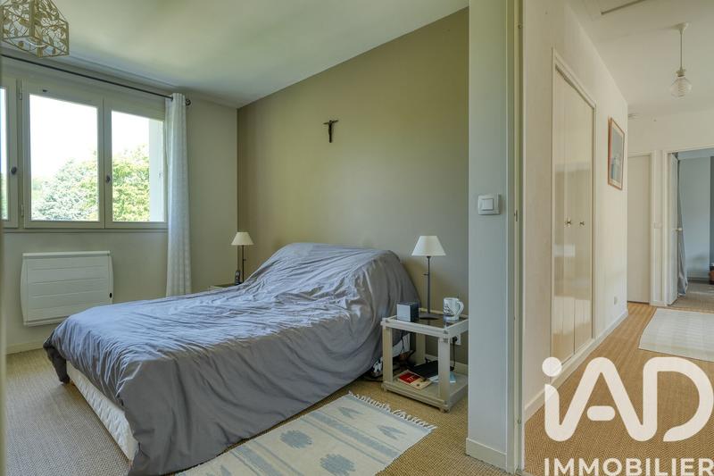 Maison - 206 m² - 8 pièces