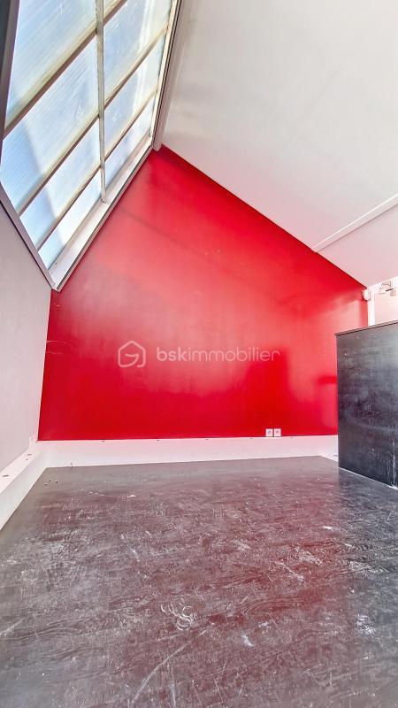 Loft - 140 m² - 6 pièces