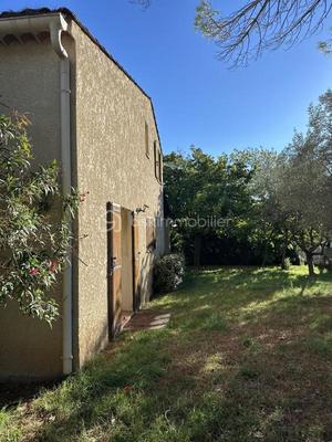 Maison traditionnelle - 155 m² - 7 pièces