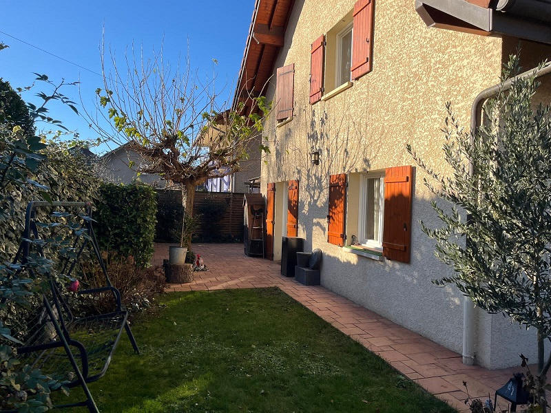 Maison - 120 m² - 5 pièces