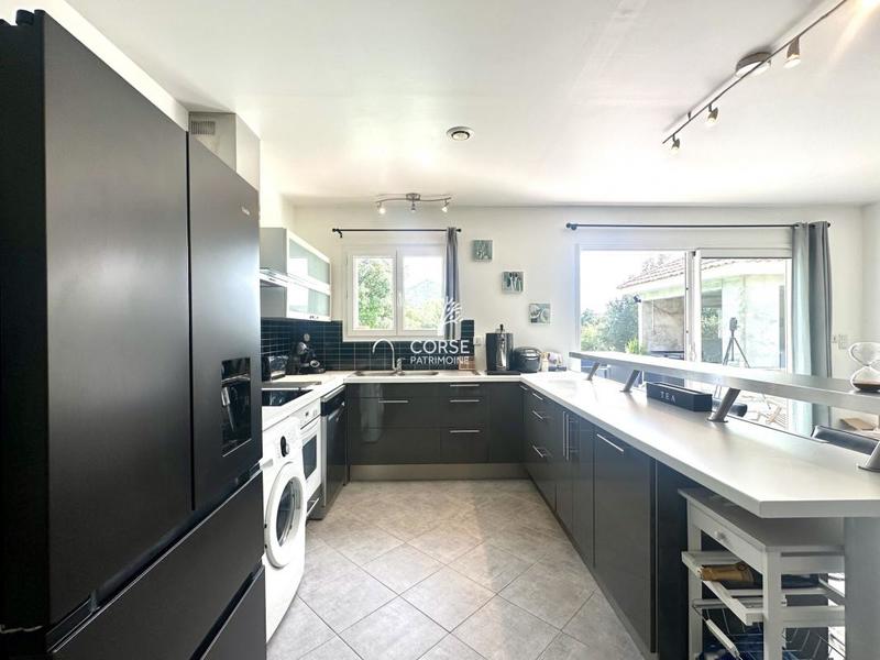 Villa - 143 m² - 5 pièces