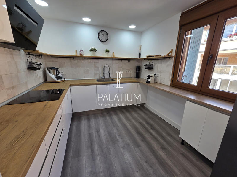 Appartement - 101 m² - 4 pièces