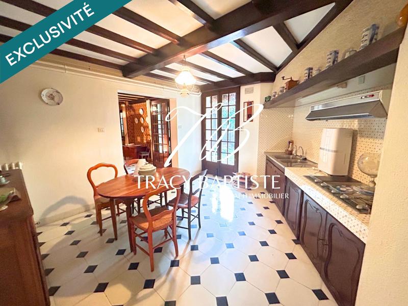 Maison - 294 m² - 8 pièces