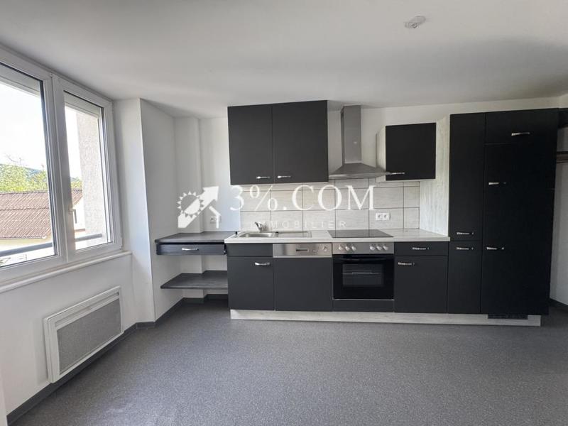 Maison - 90 m² - 3 pièces