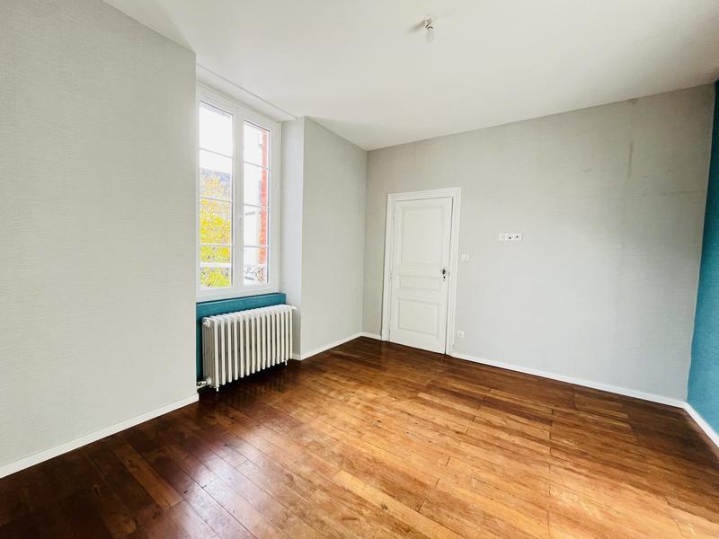 Appartement - 104 m² - 4 pièces